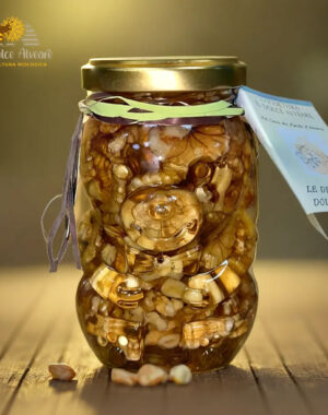 Il Dolce Alveare -Delizia di Frutta Secca: Miele con Noci - vasetto a forma di orso